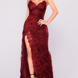 Burgundy lace formal/prom dress